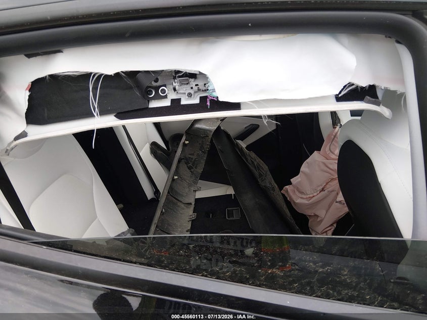 2026 Tesla Model y VIN 7SAYGDEDXTA611175 IAAI salvage auction — FRONT END, Non-Repairable (Texas), sold $5,900 on 2026-09-26 (photo 8)
