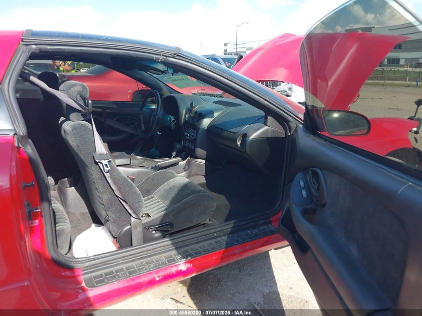 2001 Pontiac Firebird VIN 2G2FV22G512116851 IAAI salvage auction — FRONT END, Salvage (Texas), sold $1,500 on 2026-08-02 (photo 5)