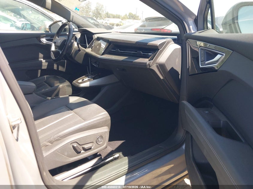 2023 Audi Q4 e-tron VIN WA1BCBFZ3PP005917 IAAI salvage auction — RIGHT REAR, Salvage Title, sold $11,950 on 2026-08-20 (photo 5)