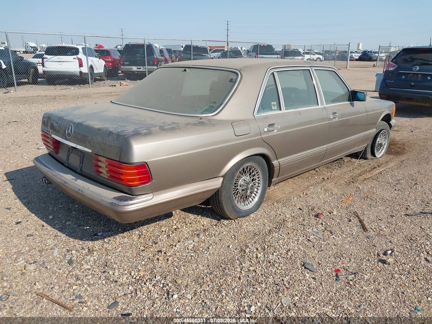 1987 Mercedes-benz 560 VIN WDBCA39D3HA348316 IAAI salvage auction — ALL OVER, Original (Texas), sold $125 on 2026-07-29 (photo 4)