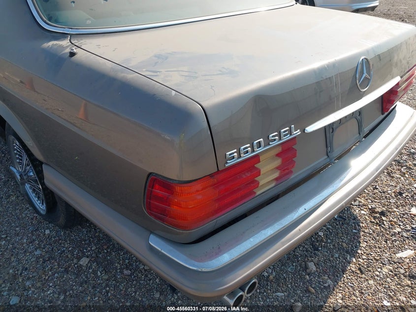 1987 Mercedes-benz 560 VIN WDBCA39D3HA348316 IAAI salvage auction — ALL OVER, Original (Texas), sold $125 on 2026-07-29 (photo 6)