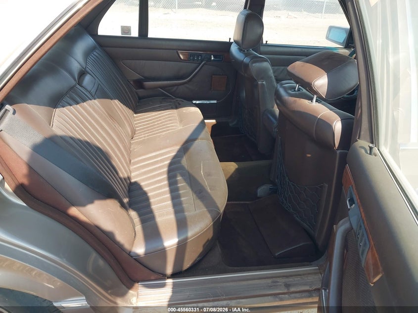 1987 Mercedes-benz 560 VIN WDBCA39D3HA348316 IAAI salvage auction — ALL OVER, Original (Texas), sold $125 on 2026-07-29 (photo 8)