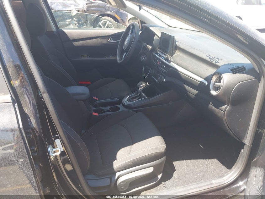 2019 Kia Forte VIN 3KPF24AD3KE035459 IAAI salvage auction — FRONT & REAR, Salvage Title, sold $2,700 on 2026-08-01 (photo 5)