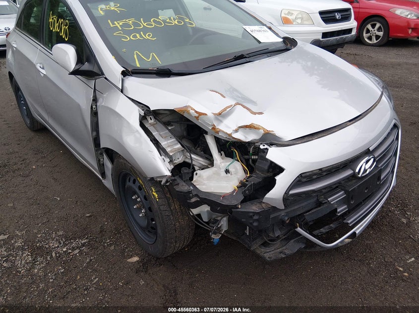 2017 Hyundai Elantra VIN KMHD35LHXHU384392 IAAI salvage auction — NORMAL WEAR, Clear (Maryland), sold $750 on 2026-07-29 (photo 6)