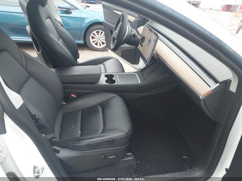 2023 Tesla Model y VIN 7SAYGDEEXPA063483 IAAI salvage auction — REAR END, Salvage - 75% Or Less (Maryland), sold $5,700 on 2026-07-29 (photo 5)