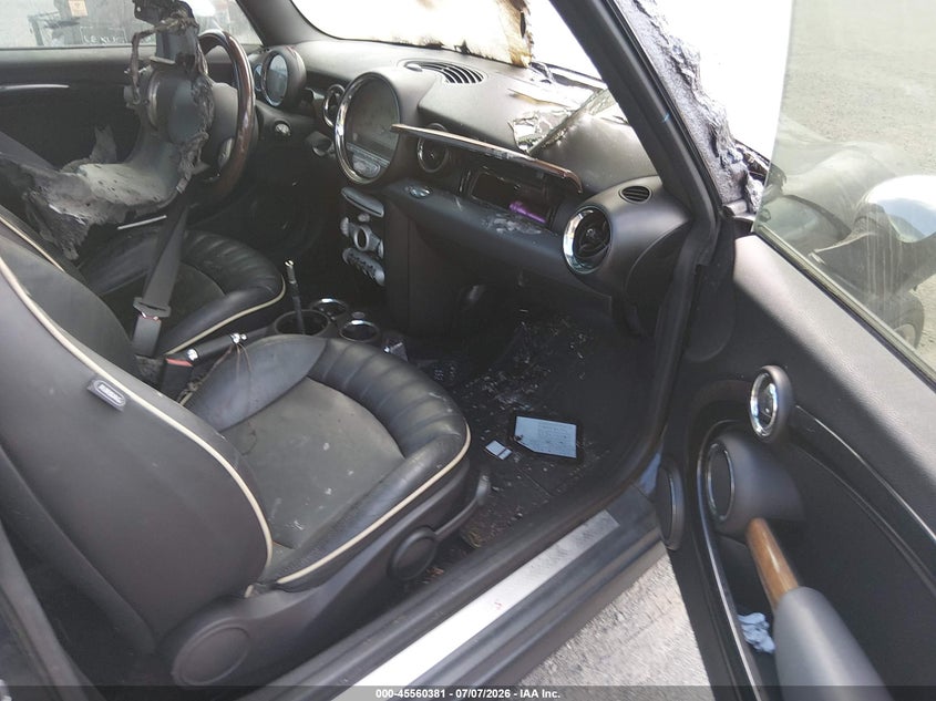2009 Mini Cooper VIN WMWMF73509TT95015 IAAI salvage auction — ENGINE BURN, Bill Of Sale (Washington), sold $50 on 2026-08-05 (photo 5)