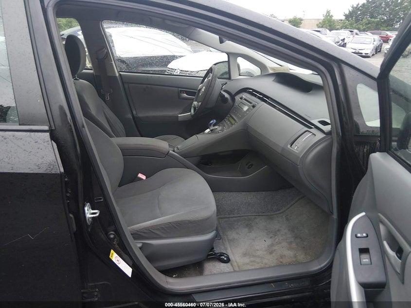 2011 Toyota Prius VIN JTDKN3DUXB0274009 IAAI salvage auction — NORMAL WEAR, Clear (Rhode Island), sold $2,050 on 2026-07-14 (photo 5)