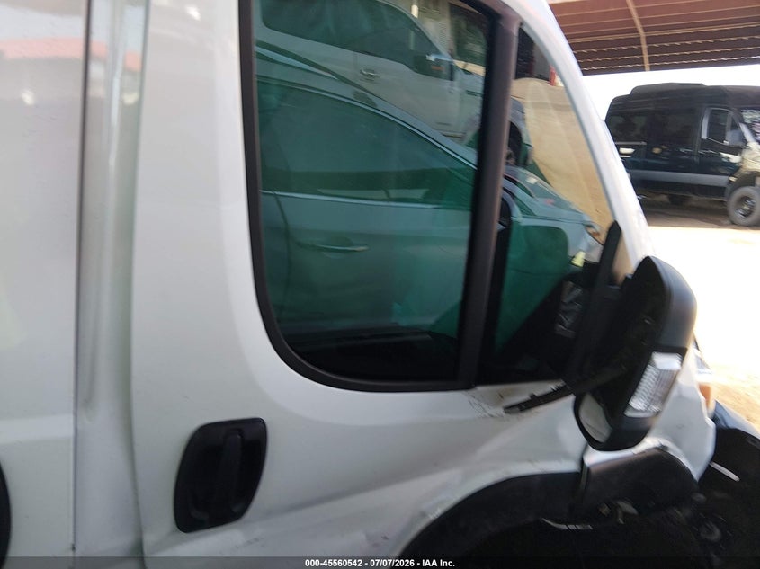 2025 Ram Promaster city VIN 3C6LRVCG1SE555078 IAAI salvage auction — RIGHT SIDE, Salvage (Arizona), sold $8,200 on 2026-08-18 (photo 5)