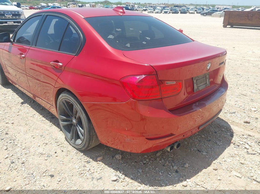2012 BMW 3er VIN WBA3A5C53CF345682 IAAI salvage auction — NORMAL WEAR, Salvage Title, sold $850 on 2026-07-30 (photo 6)