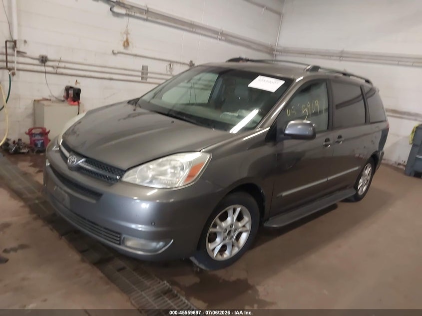 2004 Toyota Sienna VIN 5TDZA22C04S034952 IAAI salvage auction — NORMAL WEAR, Clear (Minnesota), sold $400 on 2026-07-22 (photo 2)