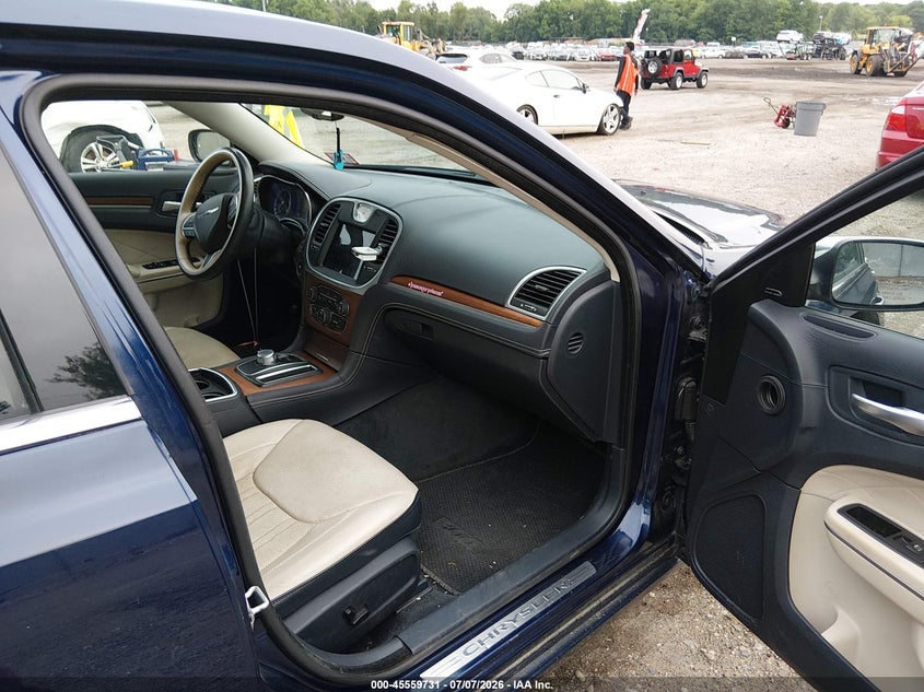 2015 Chrysler 300c VIN 2C3CCAPT3FH809432 IAAI salvage auction — NORMAL WEAR, Clear (New Jersey), sold $7,100 on 2026-07-14 (photo 5)