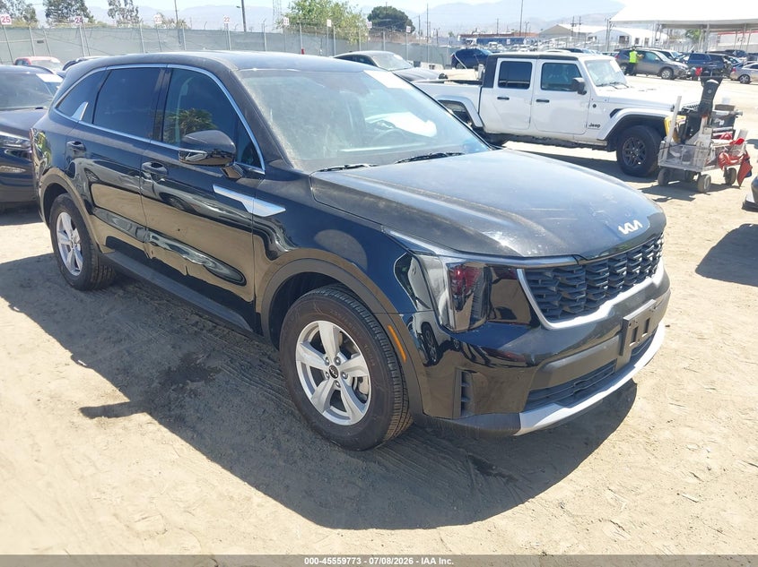 2025 Kia Sorento VIN 5XYRG4JC2SG346213 IAAI salvage auction — LEFT SIDE, Salvage Title, sold $7,500 on 2026-08-26 (photo 1)