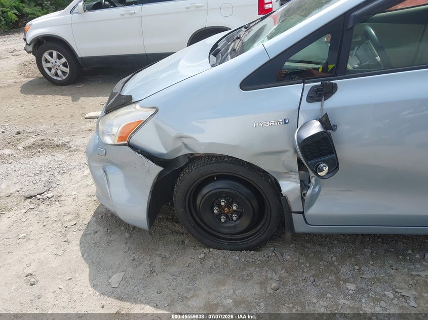 2013 Toyota Prius v VIN JTDZN3EU9D3188253 IAAI salvage auction — LEFT FRONT, Salvage (Georgia), sold $3,150 on 2026-08-02 (photo 6)