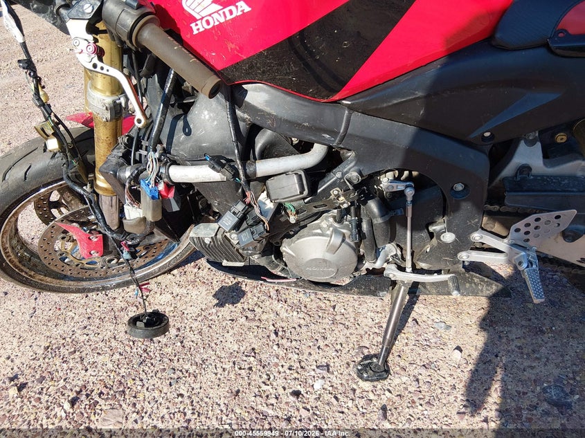 2005 Honda Cbr600 VIN JH2PC37025M204450 IAAI salvage auction — ALL OVER, Junk Bill Of Sale Mv2459 (Wisconsin), sold $100 on 2026-07-28 (photo 9)