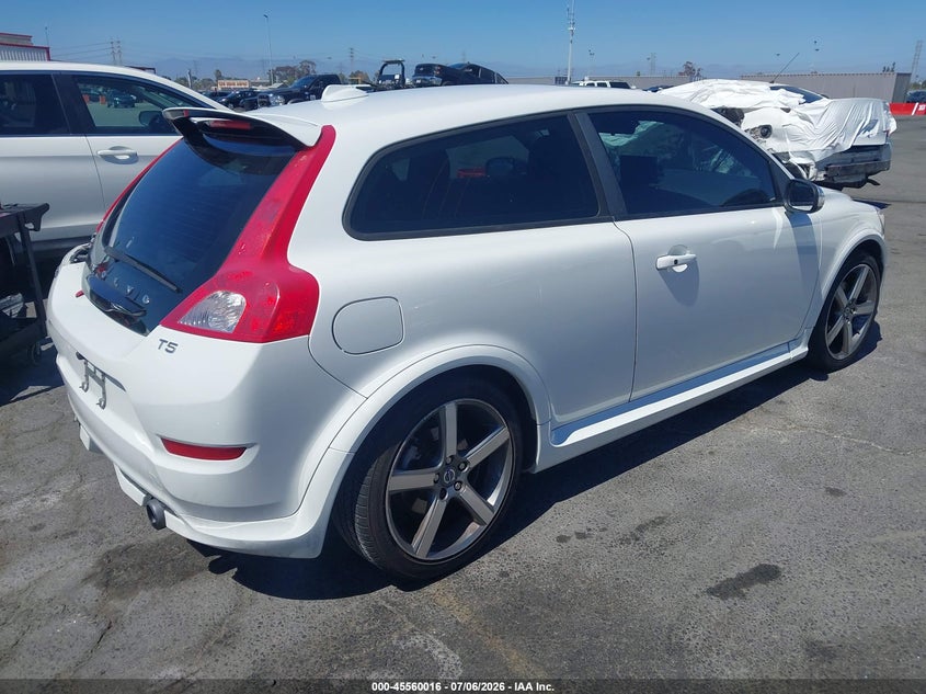 2011 Volvo C30 VIN YV1672MK9B2208893 IAAI salvage auction — LEFT SIDE, Salvage (California), sold $125 on 2026-07-30 (photo 4)