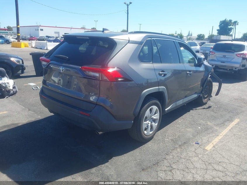 2019 Toyota Rav 4 VIN JTMH1RFVXKJ013309 IAAI salvage auction — RIGHT FRONT, Salvage (California), sold $5,725 on 2026-07-27 (photo 4)