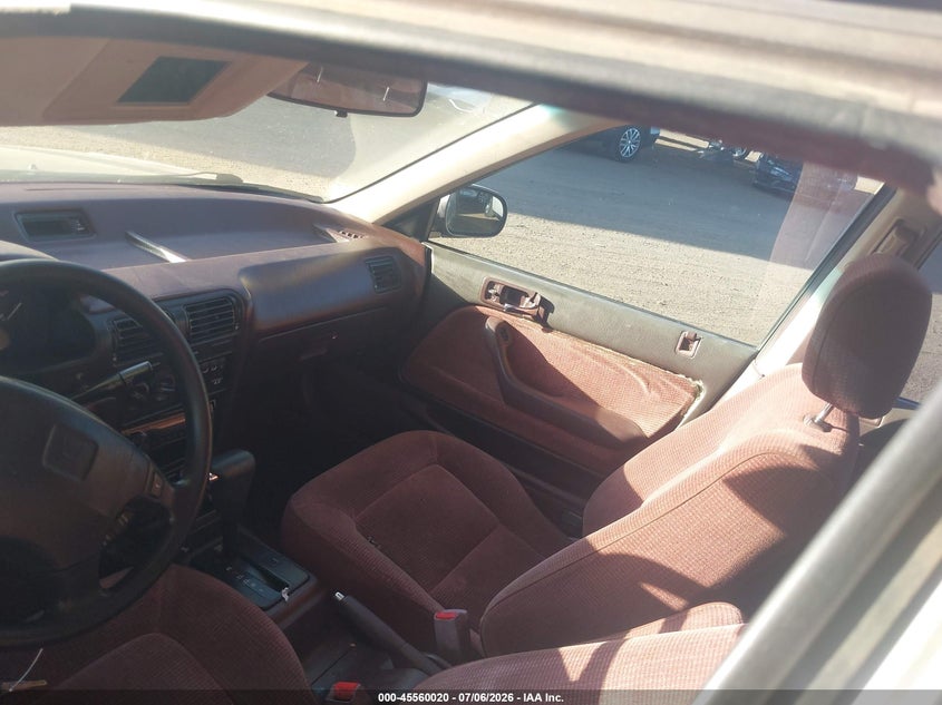 1993 Honda Accord VIN JHMCB7678PC006303 IAAI salvage auction — RIGHT SIDE, Salvage (Arizona), sold $400 on 2026-07-28 (photo 5)