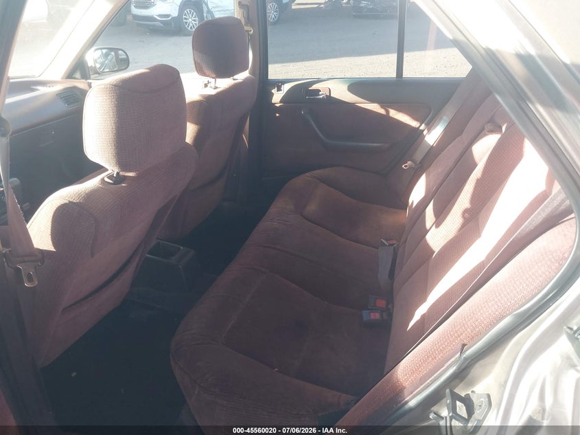 1993 Honda Accord VIN JHMCB7678PC006303 IAAI salvage auction — RIGHT SIDE, Salvage (Arizona), sold $400 on 2026-07-28 (photo 8)