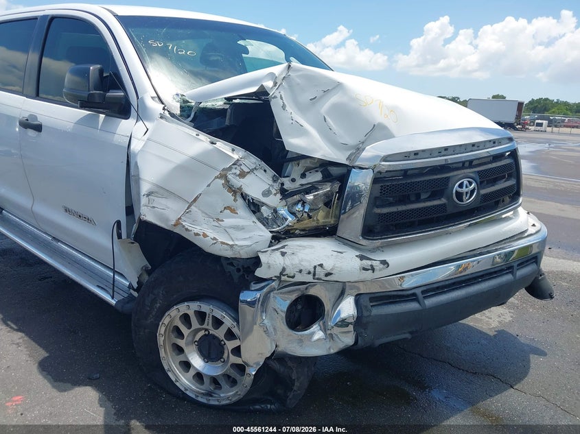 2010 Toyota Tundra VIN 5TFEY5F18AX085657 IAAI salvage auction — FRONT & REAR, Rebuildable (Florida), sold $3,100 on 2026-07-27 (photo 6)