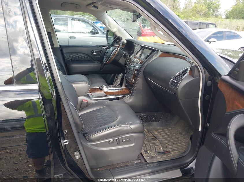 2019 Infiniti Qx80 VIN JN8AZ2NC5K9460556 IAAI salvage auction — FRONT END, Clear (Wisconsin), sold $7,150 on 2026-07-30 (photo 5)