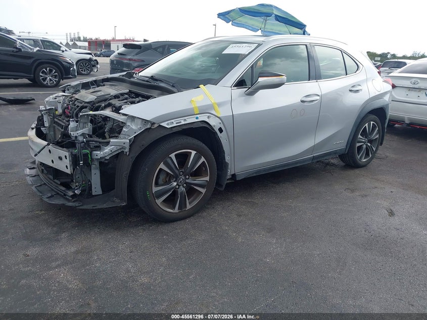 2019 Lexus Ux VIN JTHU9JBHXK2002229 IAAI salvage auction — FRONT END, Rebuildable (Florida), sold $5,200 on 2026-07-30 (photo 2)