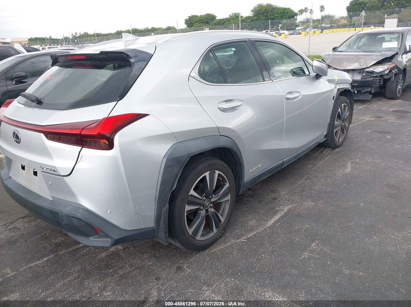 2019 Lexus Ux VIN JTHU9JBHXK2002229 IAAI salvage auction — FRONT END, Rebuildable (Florida), sold $5,200 on 2026-07-30 (photo 4)