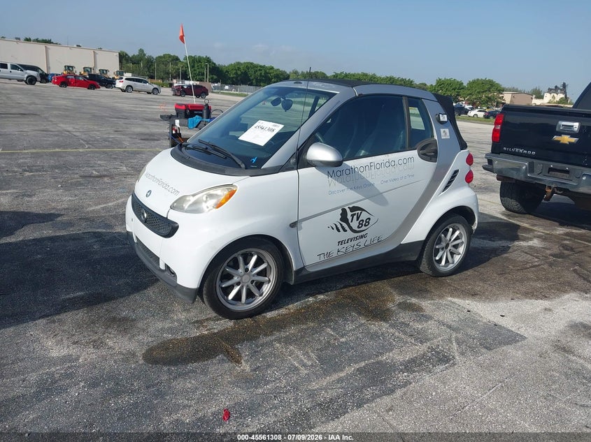 2009 Smart Fortwo VIN WMEEK31X19K218111 IAAI salvage auction — NORMAL WEAR, Clear (Florida), sold $400 on 2026-07-23 (photo 2)