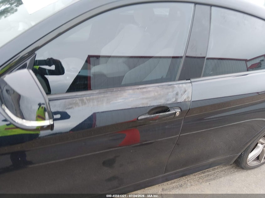 2015 BMW 4er VIN WBA4B1C57FD418191 IAAI salvage auction — THEFT, Salvage Title, sold $9,000 on 2026-08-13 (photo 6)
