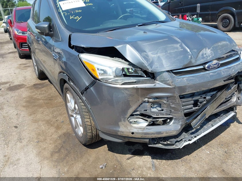 2014 Ford Escape VIN 1FMCU0JX9EUE37729 IAAI salvage auction — FRONT END, Clear (Michigan), sold $625 on 2026-08-24 (photo 6)
