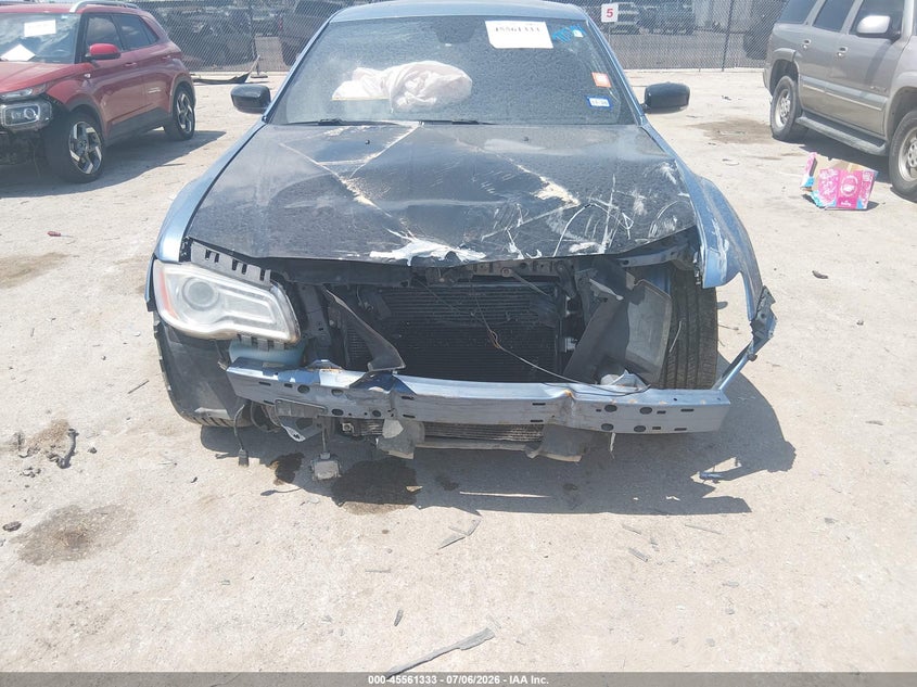 2011 Chrysler 300 VIN 2C3CA6CT7BH581163 IAAI salvage auction — FRONT END, Salvage (Texas), sold $25 on 2026-08-01 (photo 6)