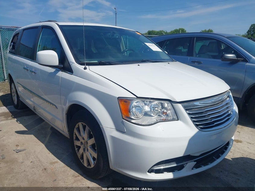 2016 Chrysler Town & country VIN 2C4RC1BG0GR253429 IAAI salvage auction — NORMAL WEAR, Original (Ohio), sold $850 on 2026-07-23 (photo 1)