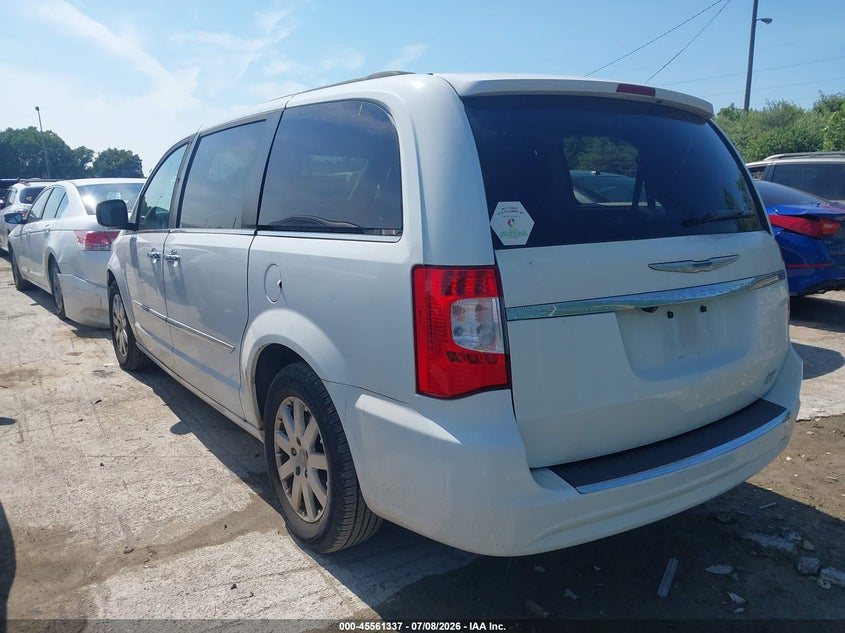 2016 Chrysler Town & country VIN 2C4RC1BG0GR253429 IAAI salvage auction — NORMAL WEAR, Original (Ohio), sold $850 on 2026-07-23 (photo 3)