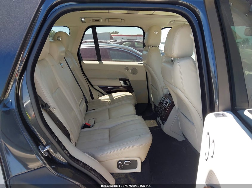 2014 Land rover RANGE ROVER VIN SALGS2EF4EA142847 IAAI salvage auction — NORMAL WEAR, Clear - Dealer Only (California), sold $3,300 on 2026-07-16 (photo 8)