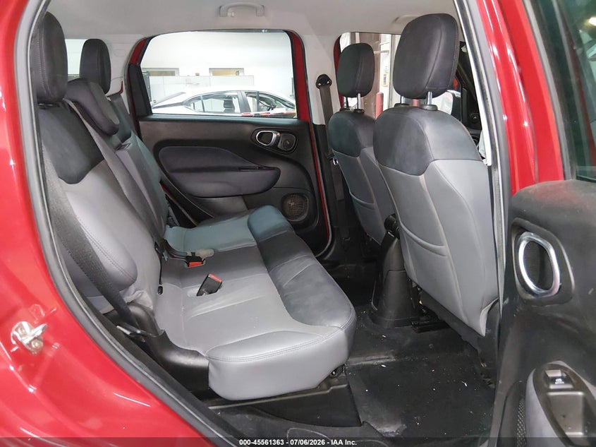 2014 Fiat 500l VIN ZFBCFACHXEZ015176 IAAI salvage auction — FRONT END, Salvage Title, sold $500 on 2026-08-11 (photo 8)