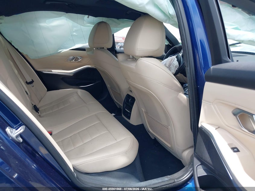 2019 BMW 3er VIN WBA5R1C59KAK09420 IAAI salvage auction — LEFT FRONT, Salvage Title, sold $2,950 on 2026-08-20 (photo 8)