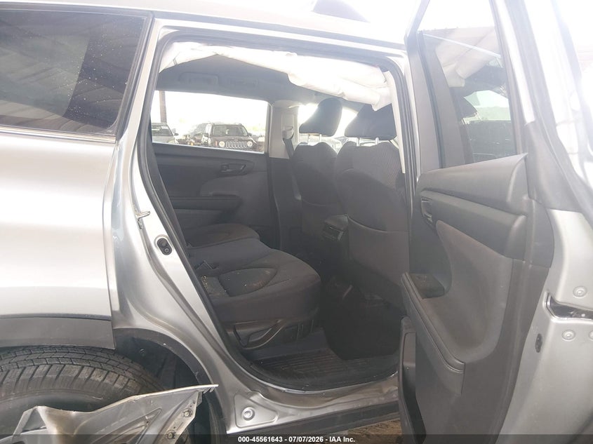 2021 Toyota Highlander VIN 5TDZZRAH0MS032293 IAAI salvage auction — RIGHT SIDE, Salvage (Arizona), sold $7,700 on 2026-07-28 (photo 8)