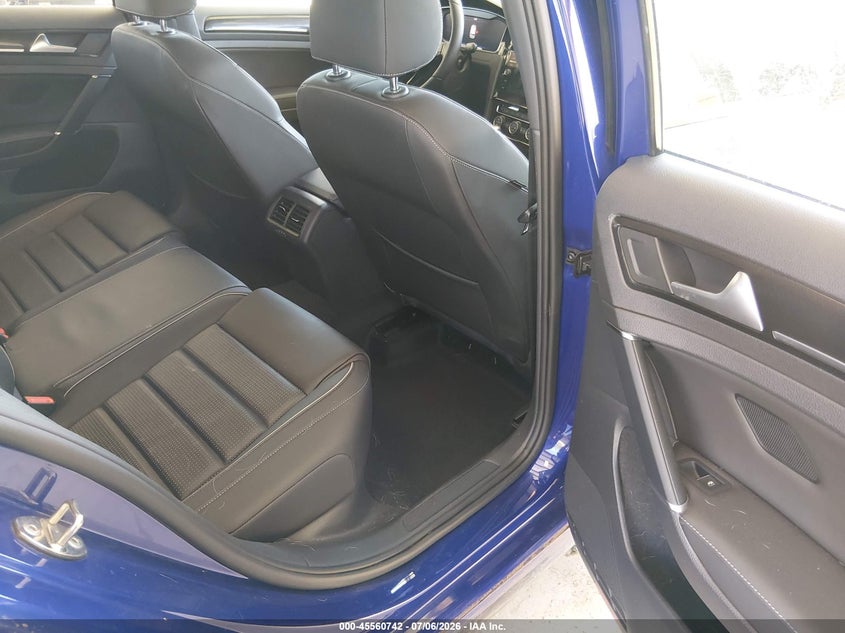2019 Volkswagen Golf r VIN WVWVA7AU1KW149126 IAAI salvage auction — RIGHT FRONT, Salvage Title, sold $8,600 on 2026-08-08 (photo 8)