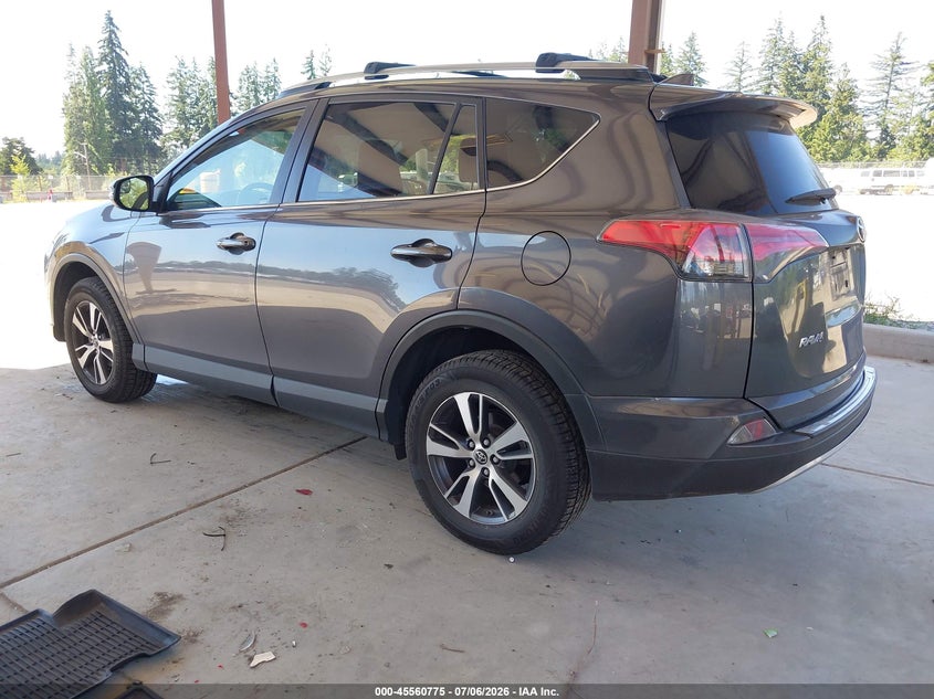 2017 Toyota Rav 4 VIN JTMRFREV7HJ114517 IAAI salvage auction — RIGHT FRONT, Salvage Title, sold $7,500 on 2026-07-22 (photo 3)