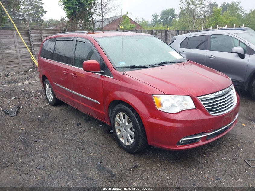 2014 Chrysler Town & country VIN 2C4RC1BG1ER164028 IAAI salvage auction — NORMAL WEAR, Clear (Massachusetts), sold $675 on 2026-07-19 (photo 1)