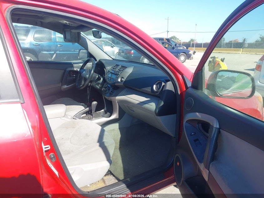 2007 Toyota Rav4 VIN JTMZD31V376044105 IAAI salvage auction — NORMAL WEAR, Clear - Dealer Only (California), sold $1,350 on 2026-07-16 (photo 5)