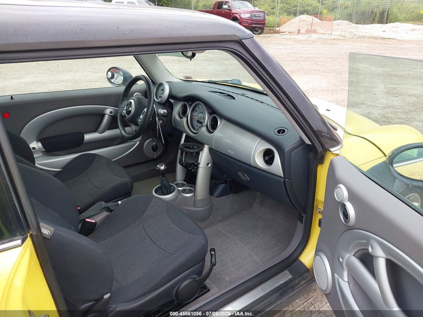 2003 Mini Cooper VIN WMWRC33413TC45519 IAAI salvage auction — FRONT END, Prior Salvage (Minnesota), sold $400 on 2026-09-17 (photo 5)