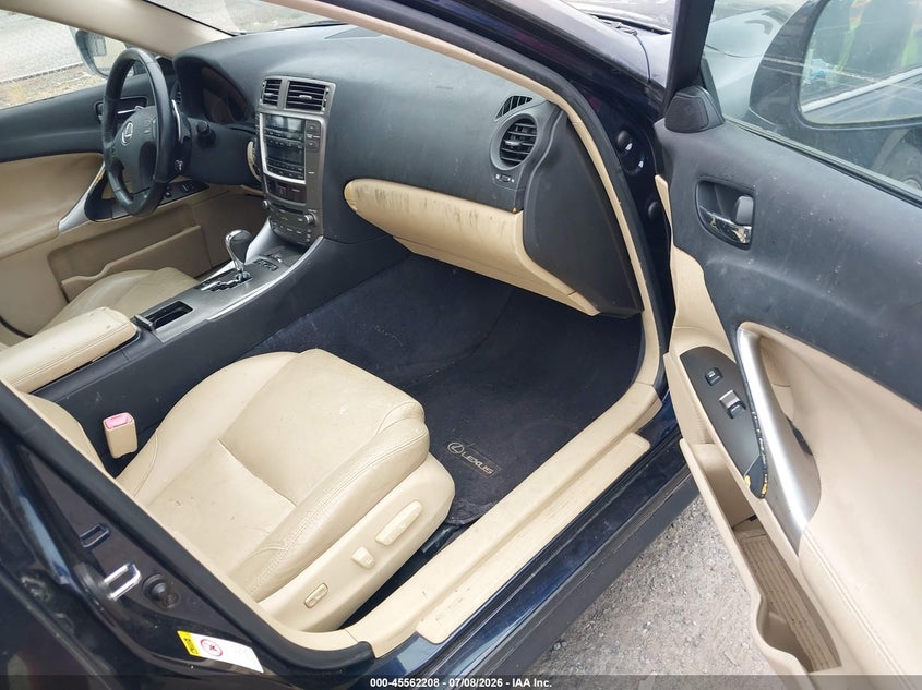 2008 Lexus Is 250 VIN JTHCK262X85016960 IAAI salvage auction — NORMAL WEAR, Clear (Washington), sold $325 on 2026-07-22 (photo 5)