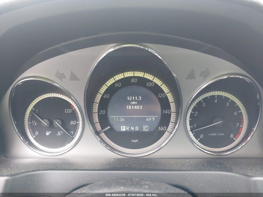 2009 Mercedes-benz C class VIN WDDGF81X29F201731 IAAI salvage auction — SIDE, Clear (Massachusetts), sold $500 on 2026-07-15 (photo 7)
