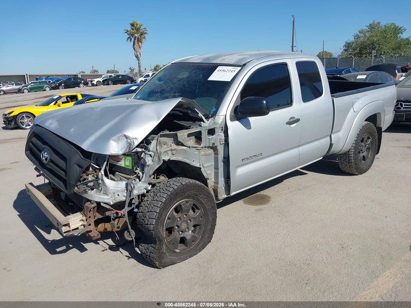 2005 Toyota Tacoma VIN 5TEUU42N85Z028500 IAAI salvage auction — FRONT END, Salvage (California), sold $3,600 on 2026-07-29 (photo 2)