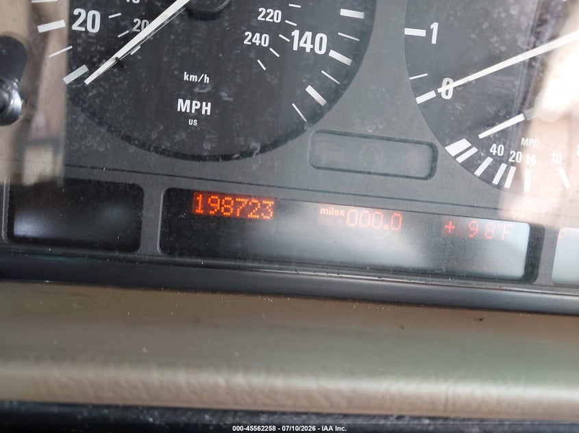 2000 BMW 7 series VIN WBAGH8343YDP12881 IAAI salvage auction — NORMAL WEAR, Clear (Georgia), sold $375 on 2026-07-20 (photo 7)