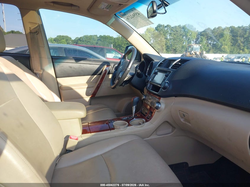 2013 Toyota Highlander VIN 5TDYK3EH1DS126223 IAAI salvage auction — NORMAL WEAR, Clear (Georgia), sold $5,250 on 2026-07-15 (photo 5)