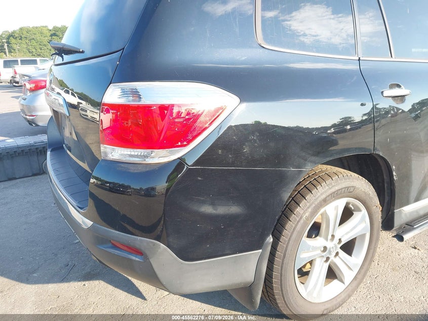 2013 Toyota Highlander VIN 5TDYK3EH1DS126223 IAAI salvage auction — NORMAL WEAR, Clear (Georgia), sold $5,250 on 2026-07-15 (photo 6)
