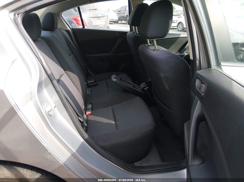 2011 Mazda 3 VIN JM1BL1UF5B1450065 IAAI salvage auction — NORMAL WEAR, Clear (Tennessee), sold $250 on 2026-07-23 (photo 8)