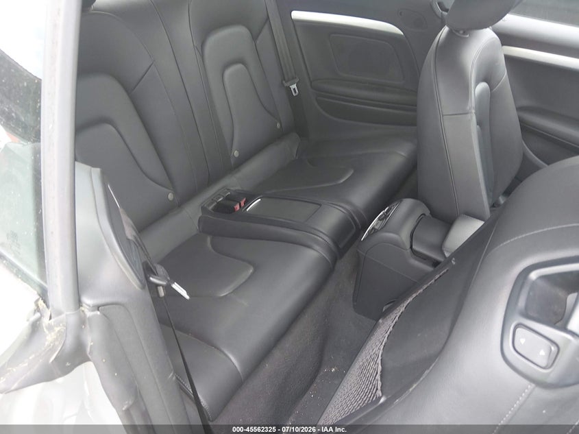 2012 Audi A5 VIN WAULFAFH0CN000826 IAAI salvage auction — NORMAL WEAR, Original (Ohio), sold $1,250 on 2026-07-29 (photo 8)