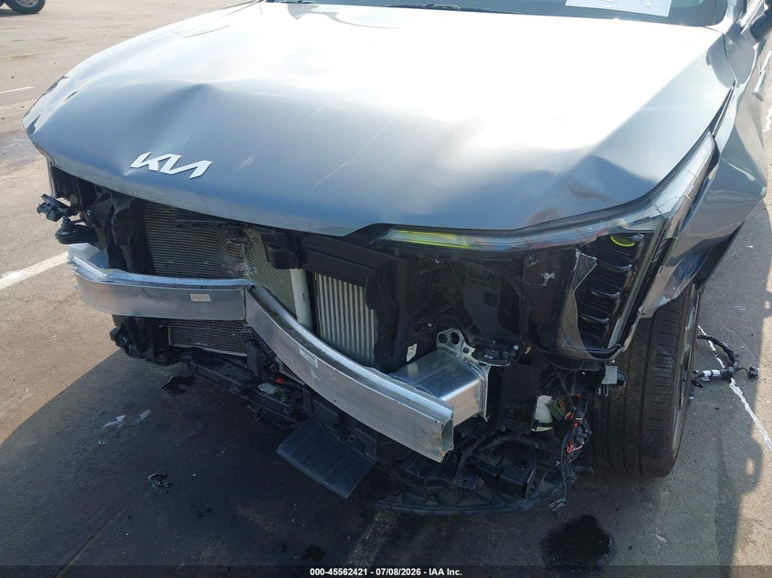 2025 Kia Sorento VIN 5XYRK4JF6SG363962 IAAI salvage auction — FRONT END, Salvage (North Carolina), sold $9,400 on 2026-08-26 (photo 6)